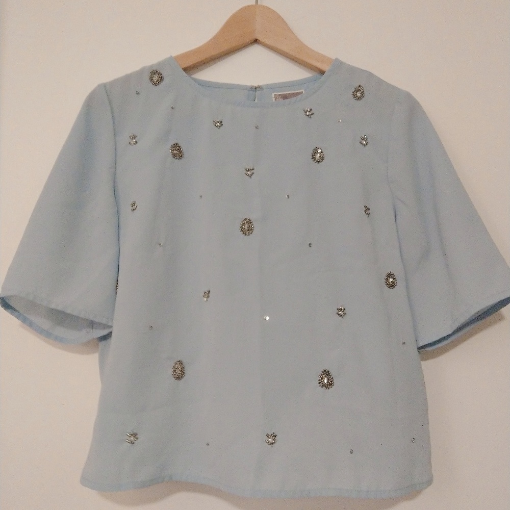Chelsea 28 baby blue top